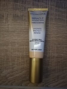 Miracle second skin Foundation
