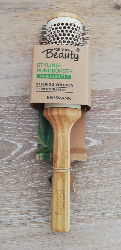 For your Beauty Styling Rundbürste in der Verpackung