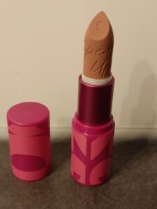 Mattified Lipstick "send nudes"