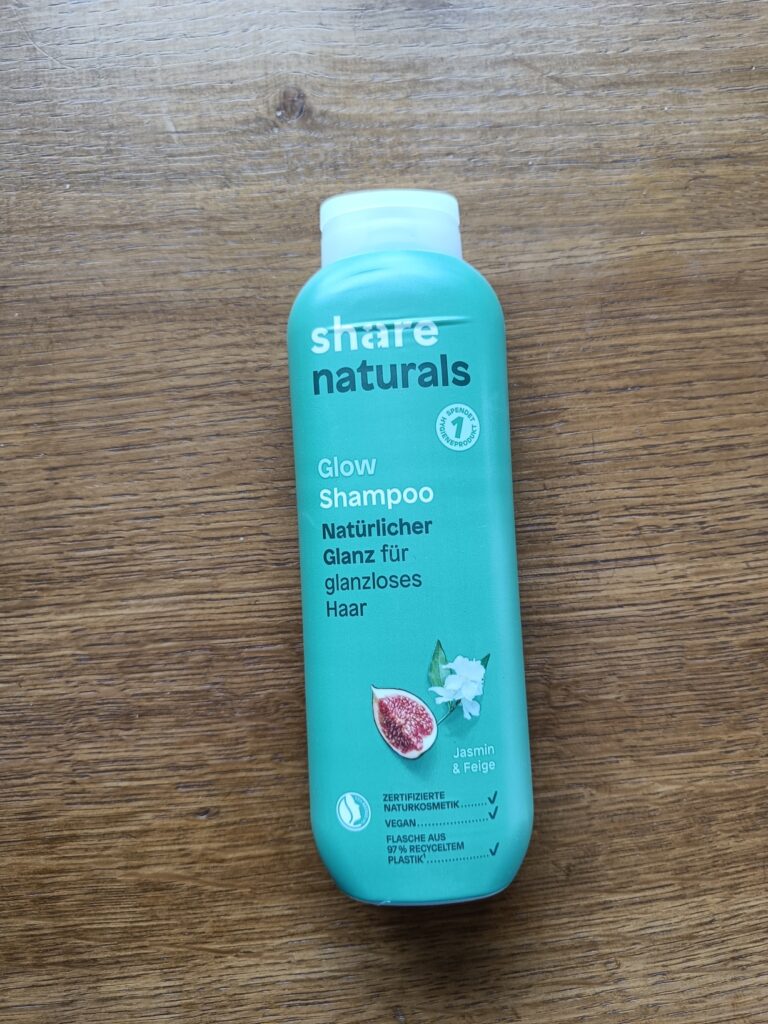 Glow Haarpflege von Share Naturals, hier das Shampoo