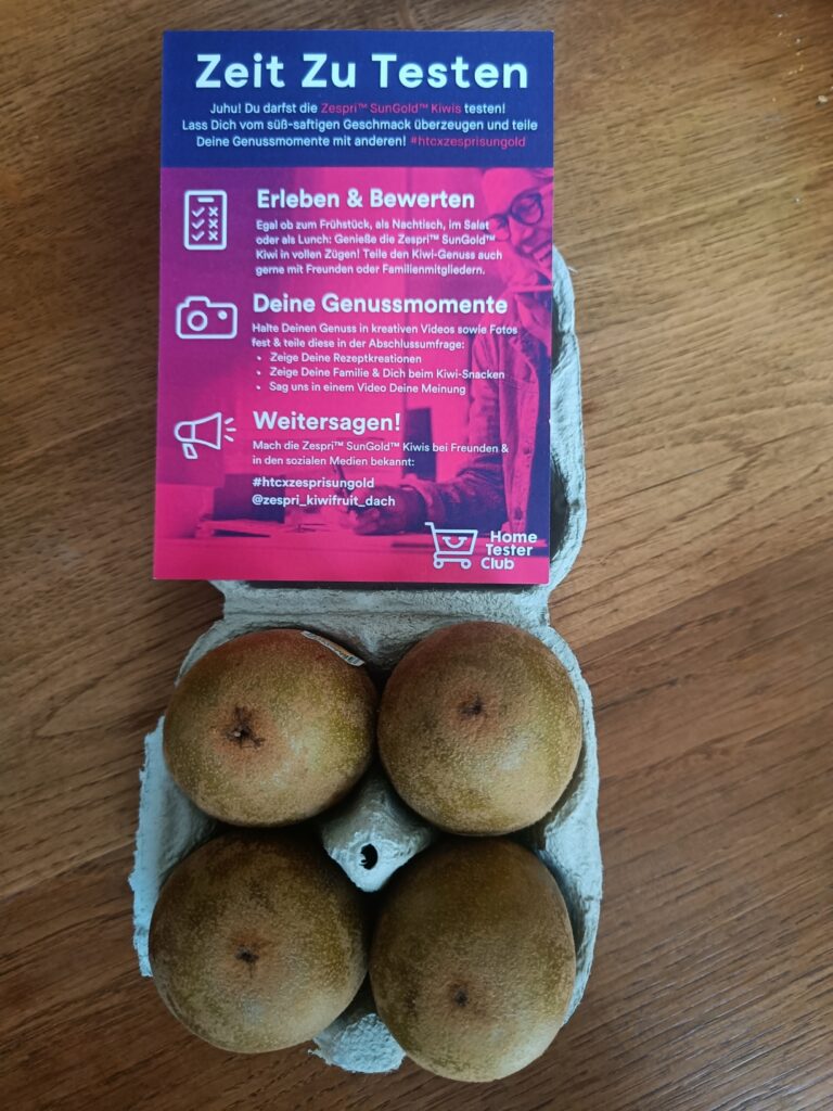 Mein Testpaket, vier Kiwis in einem Eierkarton