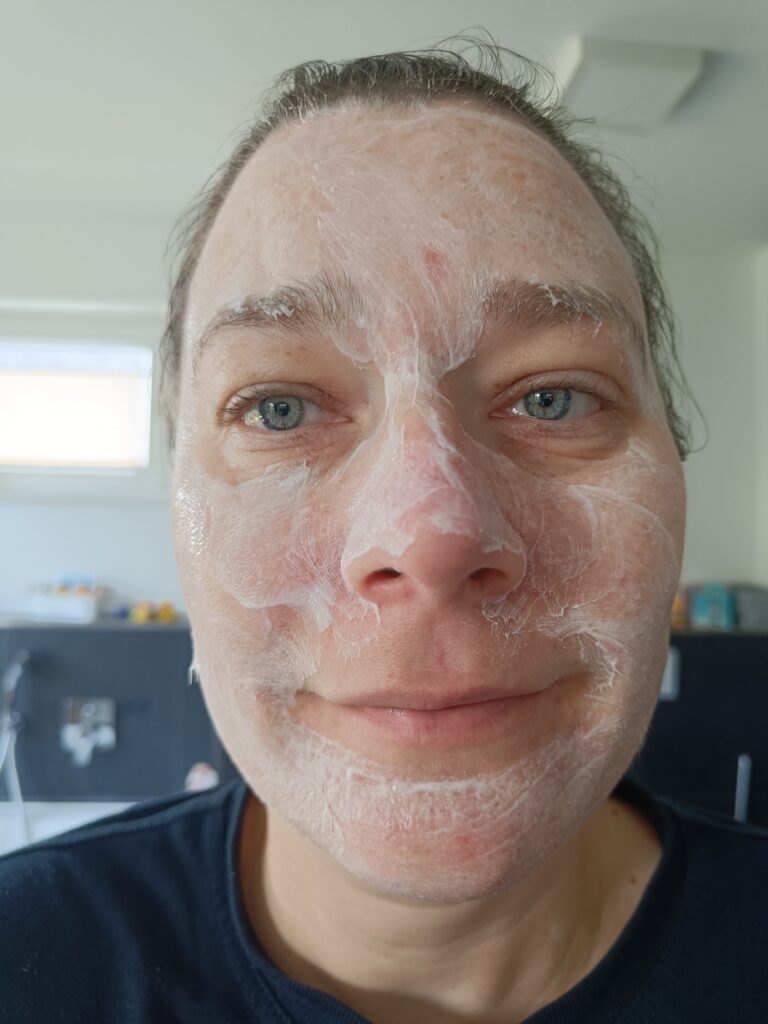 Tragebild der Gesichtsmaske Pore Control