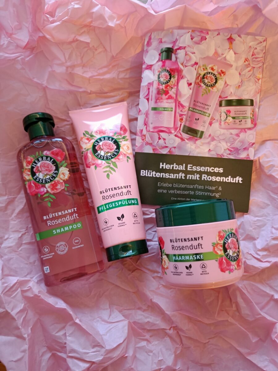 Testbericht zur neuen Blütensanft Rosenduft Haarpflegeserie von Herbal Essences (Markenjury)