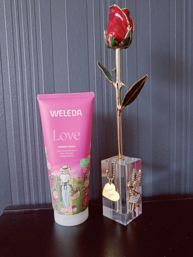 Weleda Love Creme Dusche