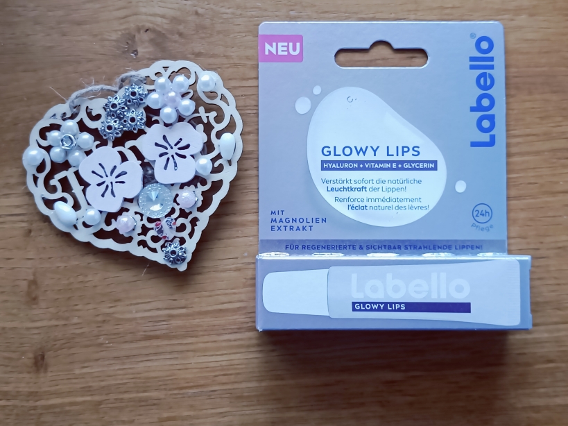 Glowy Lips Clear in der Verpackung