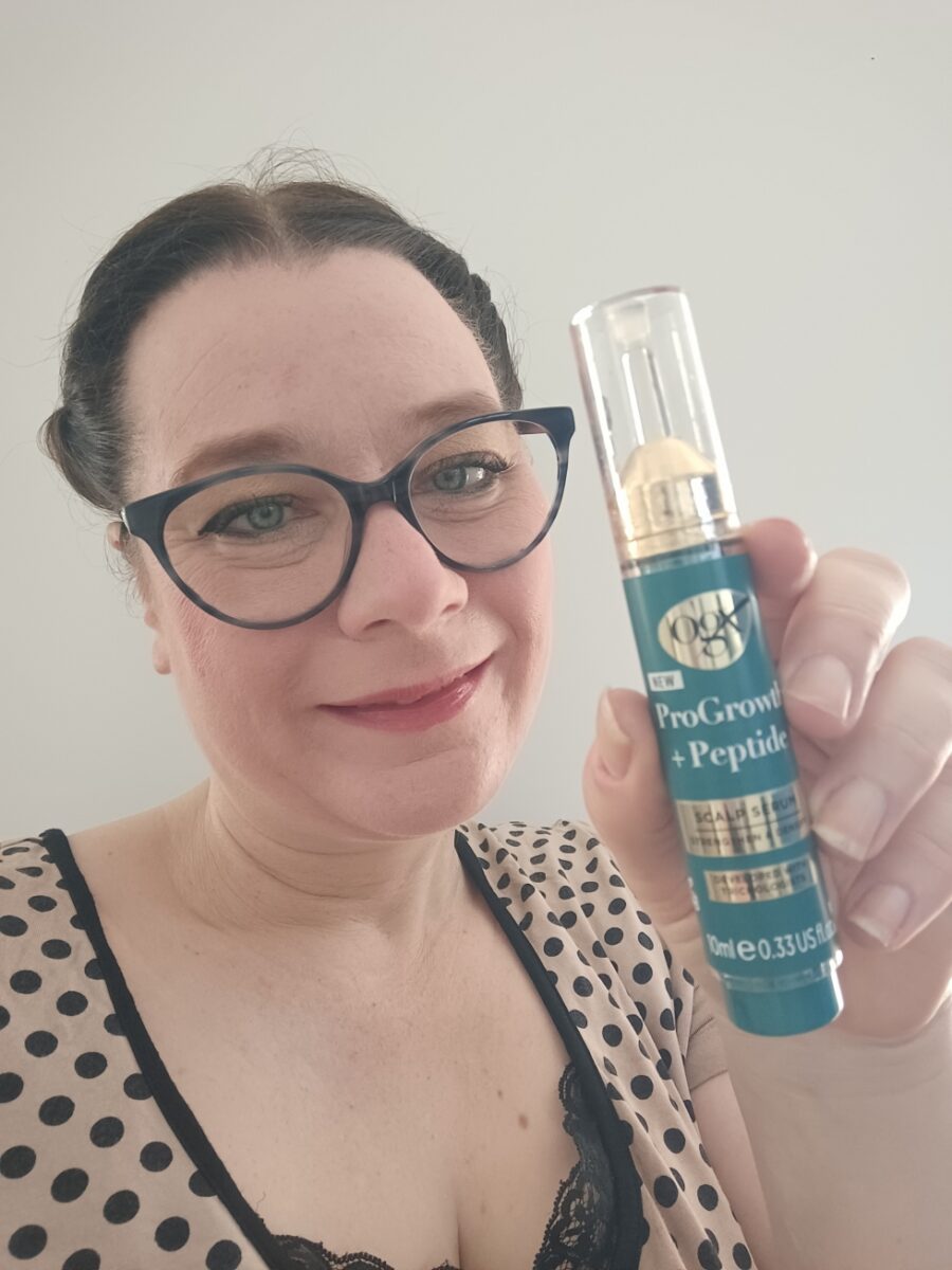 Testbericht zum OGX Scalp Serum ProGrowth + Peptide (Influenster)