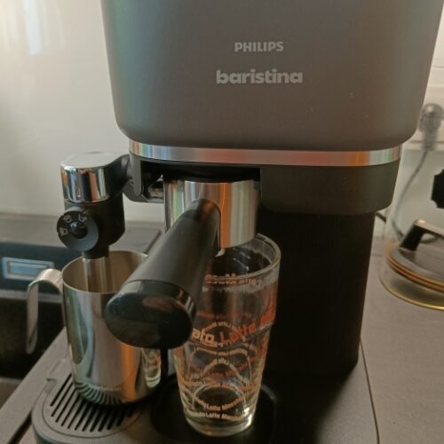Testbericht zur Philips Baristina Latte Espressomaschine (Influenster)