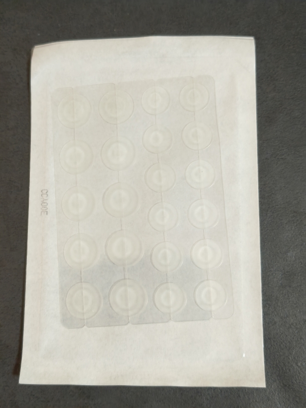 Die Patches in der Verpackung
